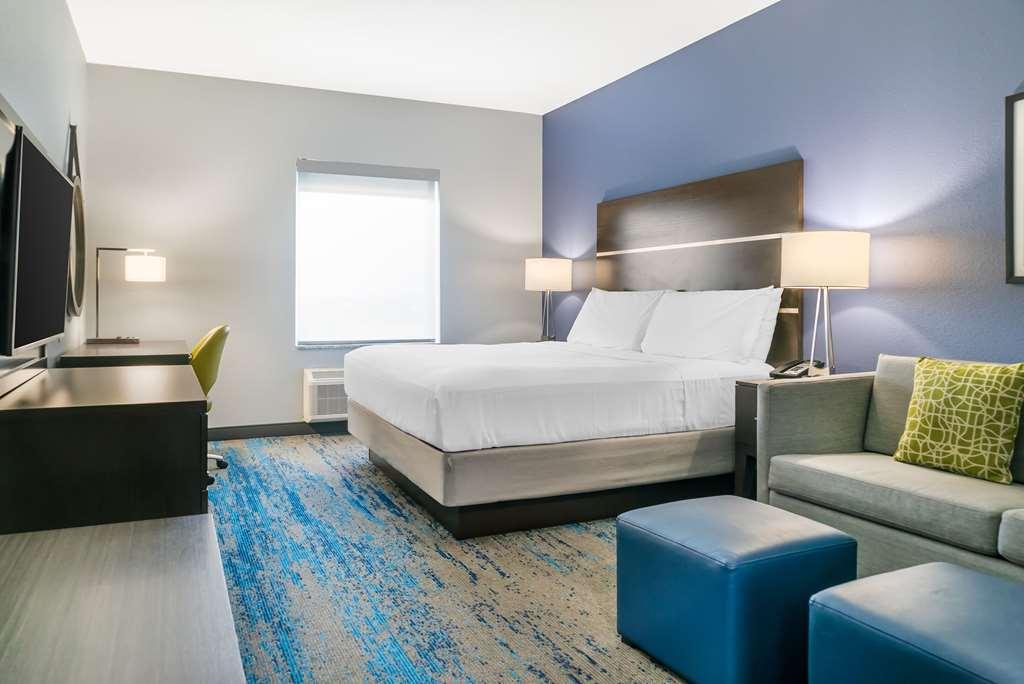 Comfort Inn & Suites 에이드리언 객실 사진