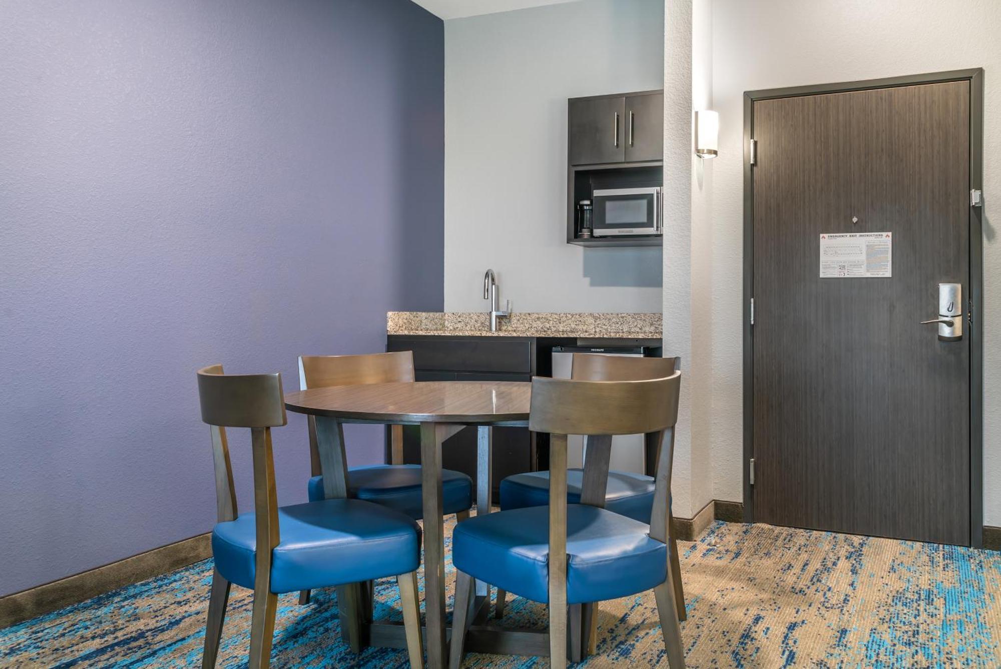 Comfort Inn & Suites 에이드리언 외부 사진
