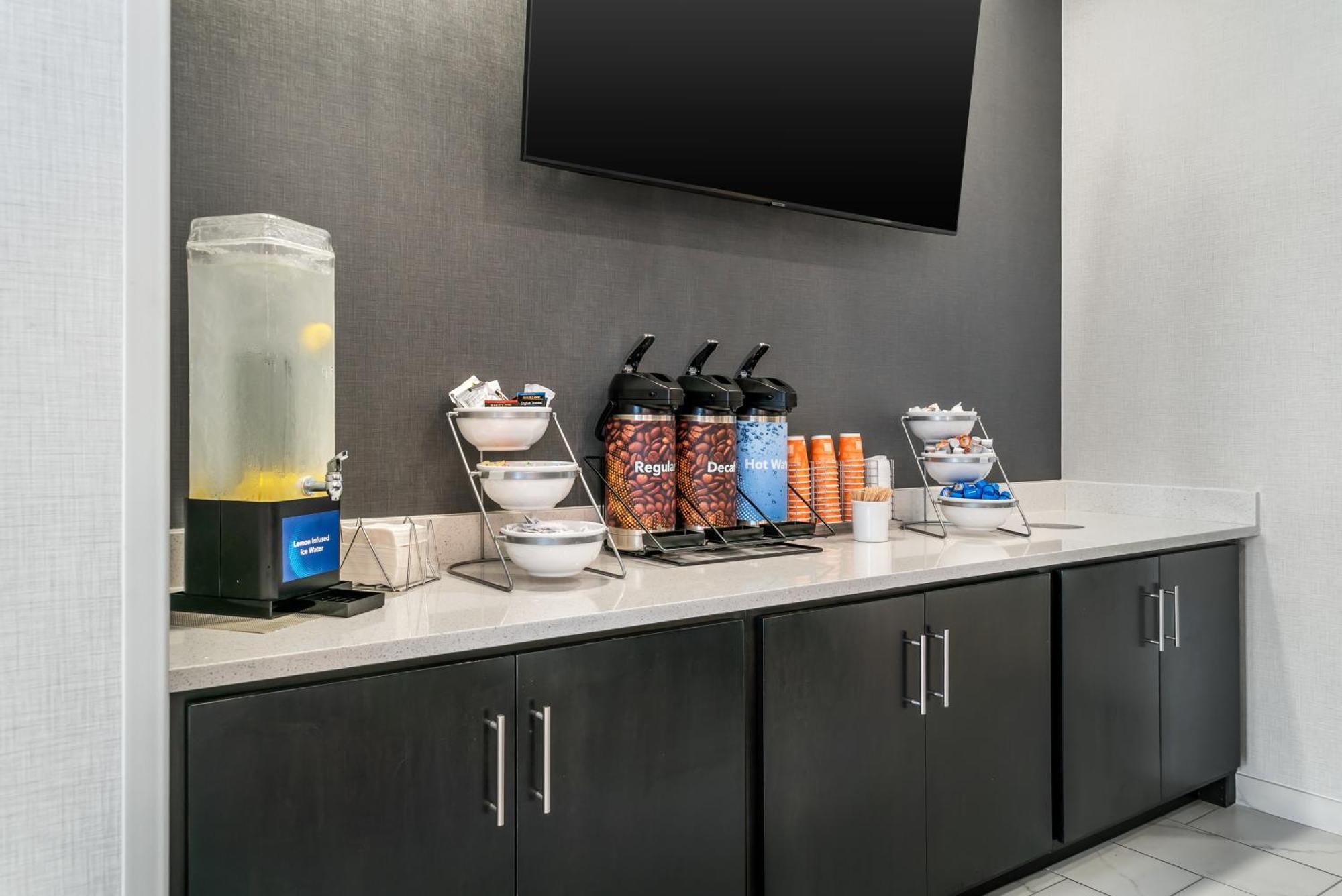 Comfort Inn & Suites 에이드리언 외부 사진