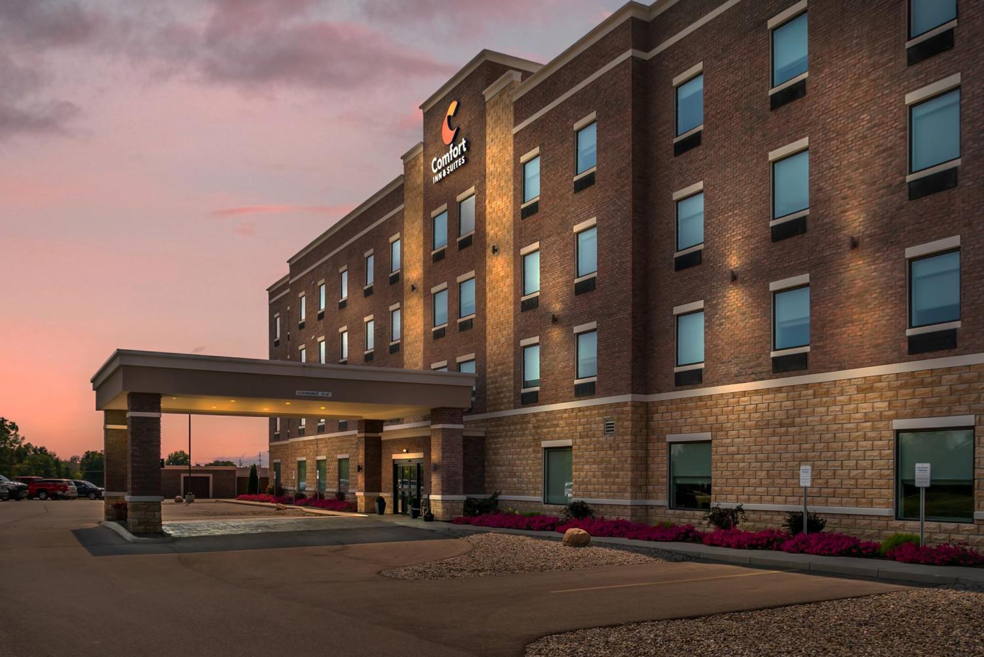 Comfort Inn & Suites 에이드리언 외부 사진