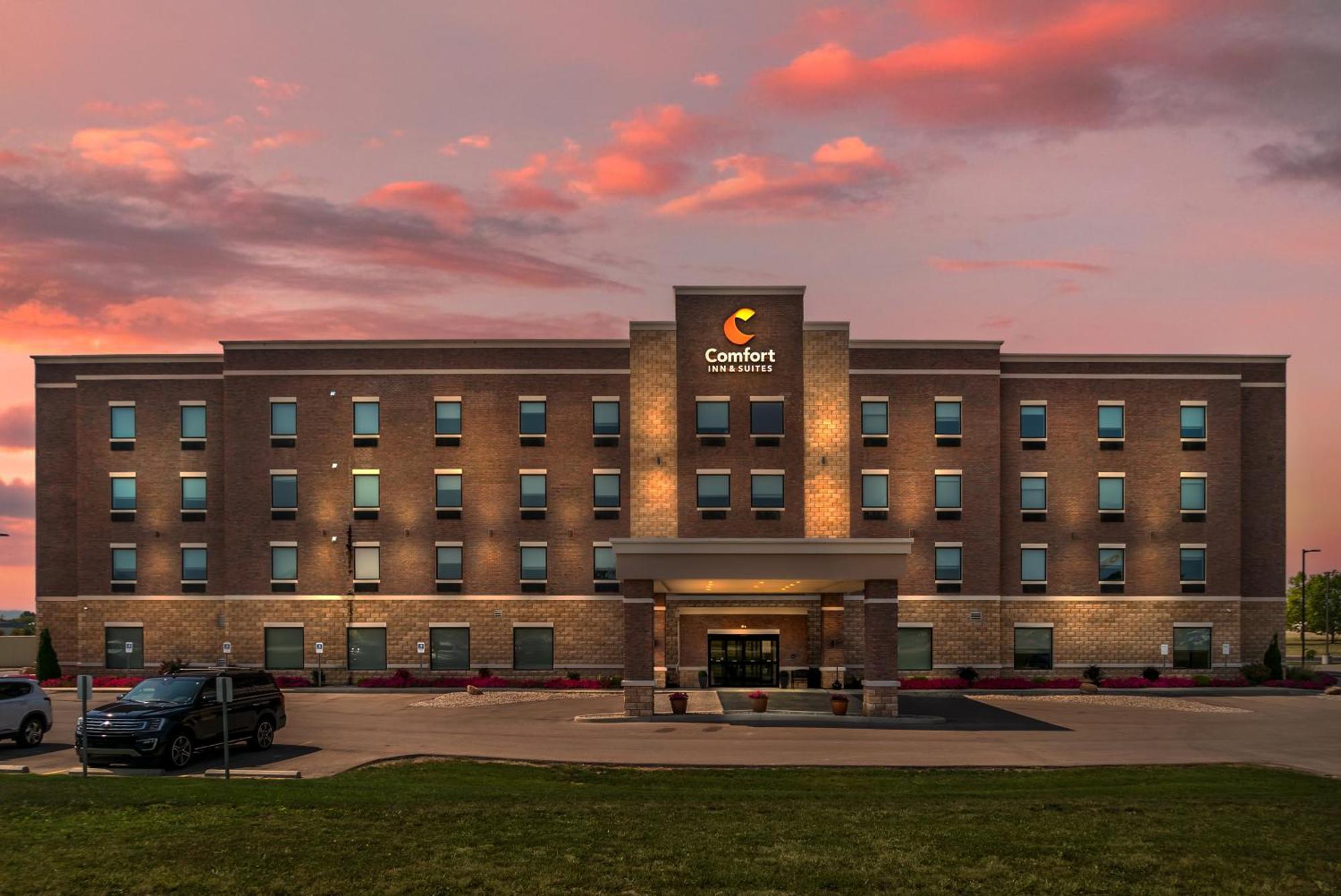 Comfort Inn & Suites 에이드리언 외부 사진